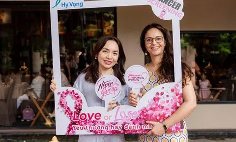 Các nữ bác sĩ ung bướu "bật mí” bí quyết cân bằng cuộc sống