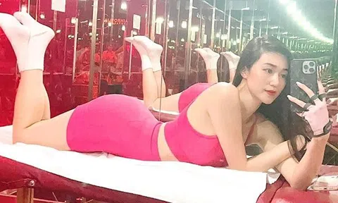 Ngọc nữ Kiên Giang từng thi rớt Hoa hậu, giờ đẹp như tiên với vòng ba 100cm