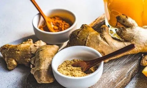 Vì sao gừng giúp giảm mỡ bụng? Kết hợp gừng với thứ rẻ bèo này càng tăng hiệu quả