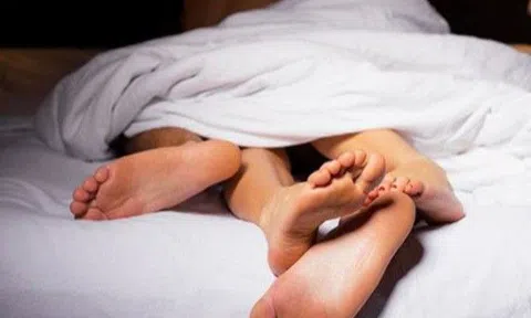 Thích cảm giác mạnh và chân thật khi “yêu”, cô gái trẻ vĩnh viễn mất khả năng độc quyền của phụ nữ