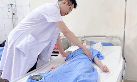 Bé trai 6 tuổi Thanh Hóa bị sùi mào gà suốt 4 tháng, suýt phải cắt bộ phận sinh dục vì điều này