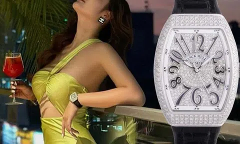 Danh tính mỹ nữ Hà Nội chịu chơi, đi bơi vẫn đeo đồng hồ nạm đầy kim cương