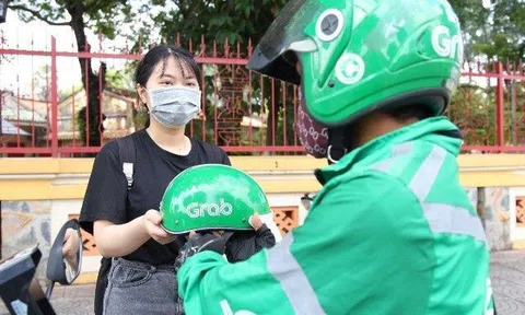 Hành trình 8 năm từ lạ thành quen cùng ứng dụng công nghệ
