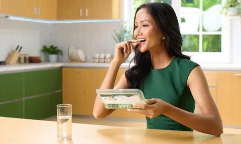 Bí quyết khỏe đẹp như H’Hen Niê ai cũng có thể áp dụng mỗi ngày