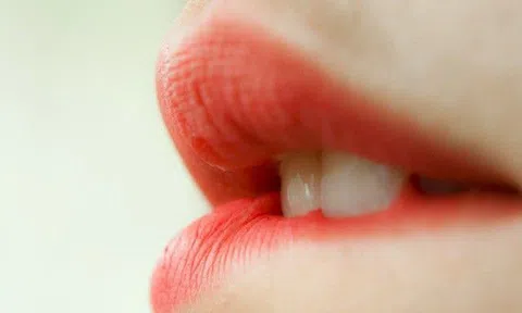 4 dấu hiệu một người đang thiếu thốn tình dục, đàn ông nhiều người thường bị hiểu lầm