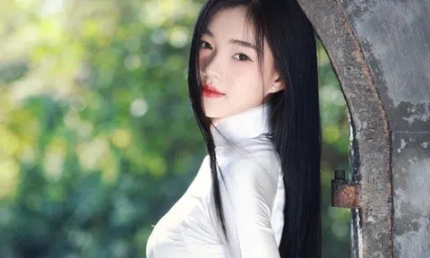 Nữ sinh Bến Tre cao 1m75 mê đồ trắng đen, là ứng viên mạnh nhất cho ngôi vị Hoa hậu Việt Nam