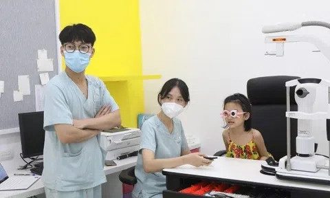Ra mắt trung tâm kiểm soát cận thị dành cho trẻ em