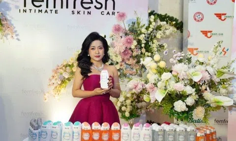 Dung dịch vệ sinh Femfresh từ Anh quốc chứa lợi khuẩn Lactobacillus