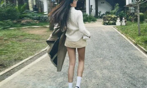Truy tìm người đẹp mặc váy ngắn cũn, chân dài gấp 2 lưng, "đứng hình" khi thấy dung nhan