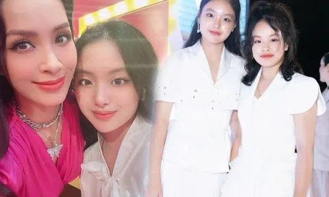 Đúng "con nhà nòi", ái nữ của siêu mẫu Thúy Hạnh 14 tuổi đã biết trang điểm thuần thục, tự thiết kế váy