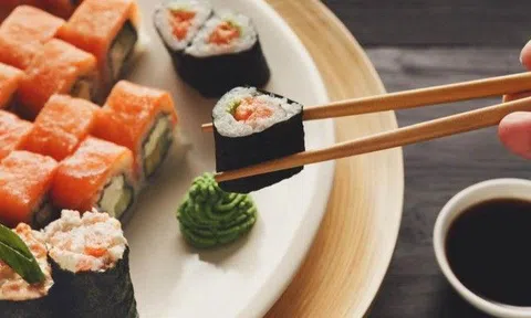 3 loại đũa nếu dùng chẳng khác gì đưa kim loại, vi khuẩn vào dạ dày, riêng 1 loại tốt lại ít nhà sử dụng
