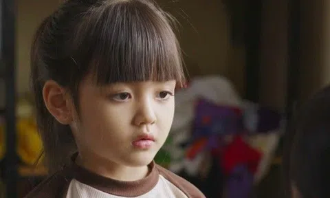 "Con gái" Quỳnh Kool xinh như búp bê nhưng toàn nói những lời không phù hợp độ tuổi