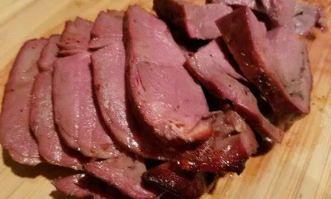 Miếng thịt bổ nhất mỗi con lợn chỉ có một, ai đặt trước may ra có, biết ăn thì não khỏe, ngủ ngon