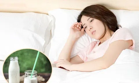 Uống sữa trước khi ngủ là bồi bổ hay làm hại cơ thể? Những điều xảy ra khi uống sữa trước khi đi ngủ
