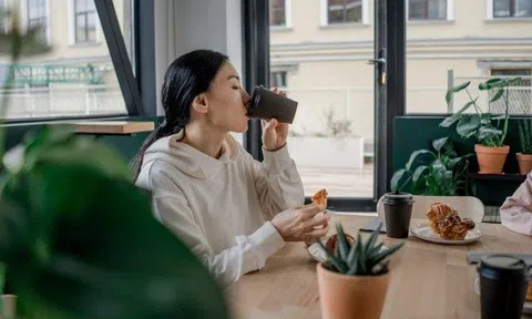 Dù già hay trẻ cũng nên ăn uống những món này buổi sáng để bổ não, sau này 80 tuổi vẫn minh mẫn