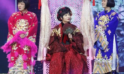 Công khai chùm ảnh Táo Quân 2023: "Cô Đẩu" Công Lý diễm lệ trên kiệu hồng, 30 Táo tranh vương miện