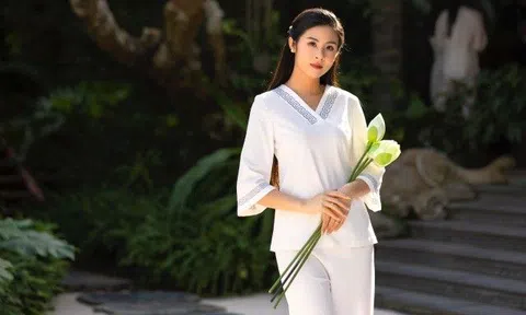 Ngọc Hân diện pháp phục trong veo sau đám cưới, nhiều người để ý nàng Hậu sụt cân