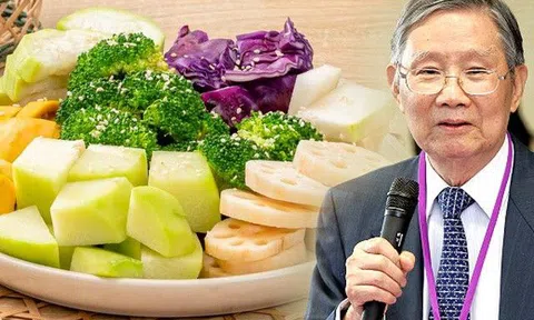 Giáo sư đại học hàng đầu Trung Quốc tiết lộ bí quyết "giảm" 20 tuổi, không bao giờ cho thứ này vào món ăn