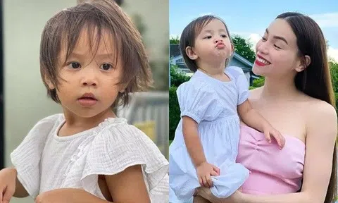 Ái nữ nhà Hồ Ngọc Hà trổ tài vẽ tranh đầu năm, giao tiếp bằng "tiếng Lào" khiến mẹ bối rối