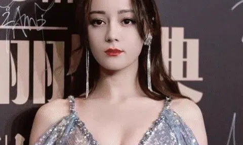 Mỹ nhân đẹp nhất thế giới có dáng "mỏng như giấy", nhưng cặp tuyết lê quyến rũ khó ai vượt mặt