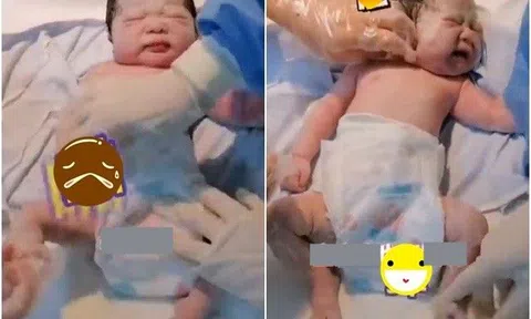 Bé sơ sinh chào đời đang ngủ ngon lành bị nữ y tá búng mạnh vào chân, mẹ nhìn thấy cảm ơn rối rít