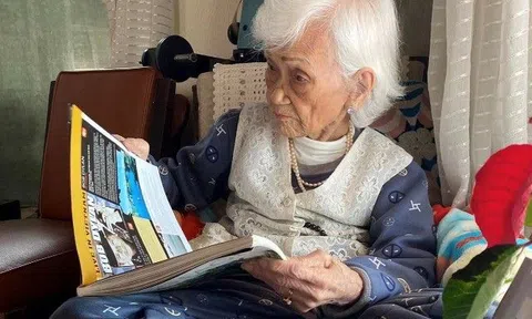 Cụ bà Đà Lạt U100 ngày nào ngủ dậy cũng trang điểm, duy trì một thói quen để rèn sức khỏe mà ai cũng làm được