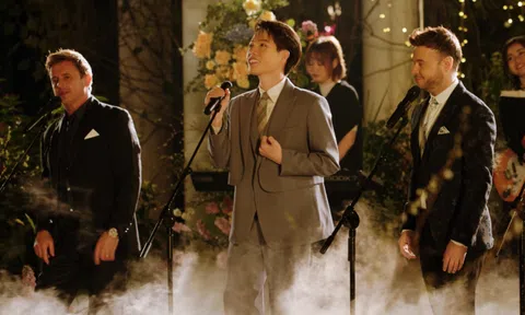 Đức Phúc và 911 lan tỏa hình ảnh xúc động của nghi thức cầu hôn qua "Em đồng ý"