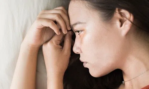 Nữ sinh bỏ thai khi học lớp 10, hơn một năm sau lại cầu cứu bác sĩ vì lý do vừa đáng thương vừa đáng trách