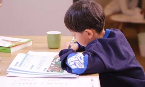 Giáo sư tâm lý học chỉ ra 3 điều cha mẹ càng tàn nhẫn, con càng dễ thành công và giàu có