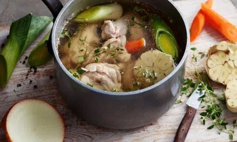 8 loại nước chống viêm, chống ung thư tốt nhất, riêng loại cuối có nhiều trong bún, phở người Việt hay dùng
