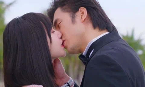 Hé lộ cảnh "ngọt lịm tim" của Quân - Hạnh trong tập cuối Đừng Làm Mẹ Cáu đã bị cắt bỏ