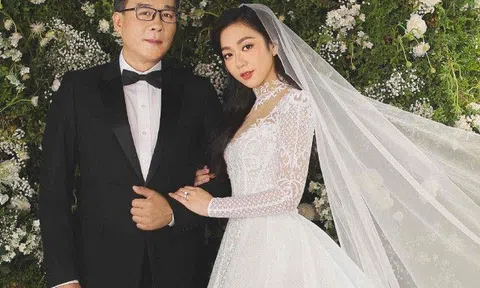 Giữa nghi vấn "Vua cá Koi" - Hà Thanh Xuân đường ai nấy đi, vợ cũ Thanh Đào vẫn giữ nguyên hình chụp với chồng