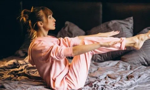 "Ai cũng hỏi tôi làm thế nào ngủ ngon như bác sĩ, tôi chỉ 7 cách dễ dàng này thì ít ai chịu làm theo"