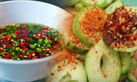 Cứ ngỡ ăn cay hại dạ dày hóa ra ăn chung với thứ này nên dạ dày nhiều người Việt mới sớm hỏng