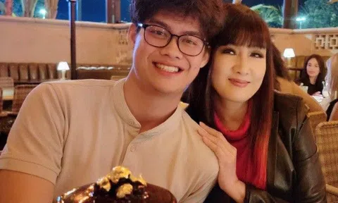 Ngoại hình hiện tại của chàng trai 19 tuổi được "nữ hoàng ảnh lịch" bỏ việc ở Việt Nam theo sang Mỹ chăm sóc