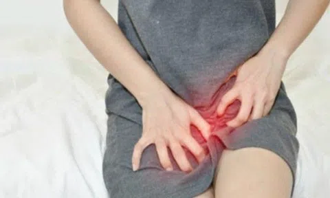 Không phải dung dịch vệ sinh, loại nước rẻ như cho này rửa vùng nhạy cảm mới tốt, vừa sạch, ngừa viêm lại đỡ đau bụng kinh
