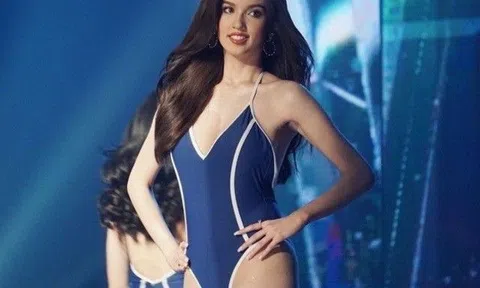 Búp bê lai Tây bắn tiếng Anh như gió, gương mặt thiên thần nhưng đường cong nóng bỏng