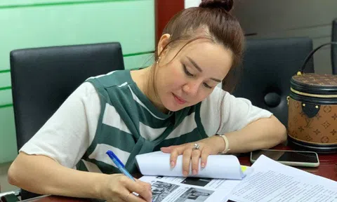 Vy Oanh sốc khi nhận giấy triệu tập từ công an sau đơn tố cáo của con trai bà Phương Hằng, gửi đơn kêu cứu