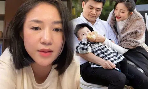 Hot girl Hà thành lấy thiếu gia tập đoàn lớn, làm mẹ bỉm "đầu bù tóc rối" vẫn không hết đẹp khi livestream