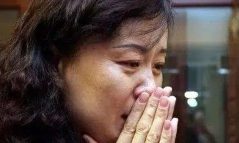 Bé gái 13 tuổi "thả mình" từ tầng 17 xuống đất trong đêm, để lại một lời nhắn duy nhất: "Mẹ thắng rồi"