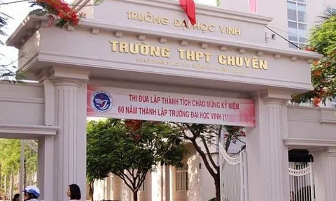 Vì sao con bị bạo lực học đường? BS chỉ đích danh "thủ phạm" khiến trẻ bị tẩy chay, bố mẹ nghe xong không muốn tin là thật