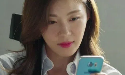 Chồng âm thầm đặt phòng khách sạn vào 30/4 làm tôi hí hửng sắm váy ngủ nhưng nhận cái kết ê chề