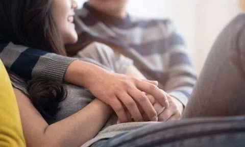 Vì sao thanh niên vạm vỡ "hỏng việc" ngay lần đầu vào nhà nghỉ với bạn gái? Đàn ông đừng làm việc này kẻo hối không kịp