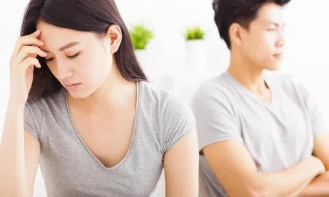 Hai con gái nhóm máu B, con trai út nhóm máu A, người bố chết lặng trước lời phán: "Khỏi xét nghiệm ADN, vợ anh có vấn đề"