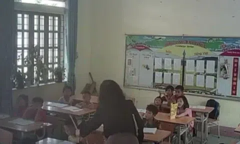 Cô giáo tát vào mặt, dùng thước cứng gõ liên tiếp vào đầu HS lớp 1 và chửi bới: "Mày bị mù à, đơ à!!!"