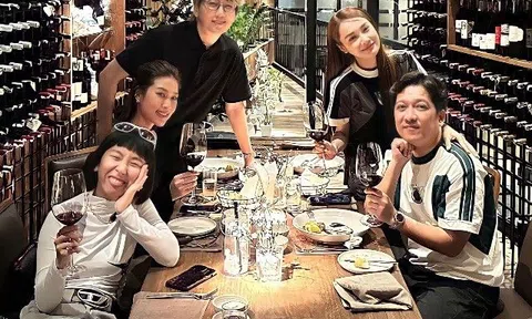 Từ ảnh một cuộc nhậu, khán giả nổ ra bình luận về diện mạo Nhã Phương và quan hệ của Trường Giang với học trò