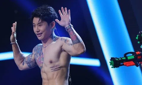 Tóc Tiên và dàn sao bật dậy khỏi ghế vì anh chàng 6 múi cơ bắp, ai ngờ đâu từng là 1 cô gái!