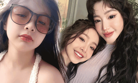 Gấp đôi visual mẹ con nhà Elly Trần: Hot-mom U40 trẻ bất bại, "thiên thần lai" ra dáng thiếu nữ