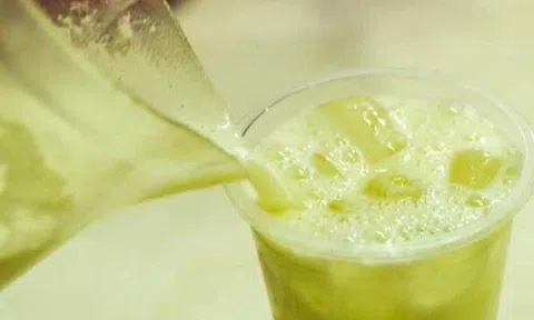 Loại nước bán cả nghìn cốc/ngày khi nắng nóng, ai cũng nghĩ giải nhiệt tốt nhưng sự thật lại gây "giật mình"