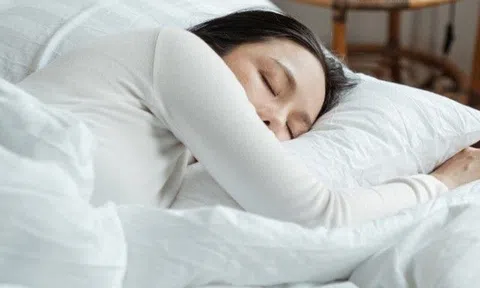 Bác sĩ chỉ ra 9 đặc điểm của người trường thọ, phụ nữ có điều này còn rất thông minh